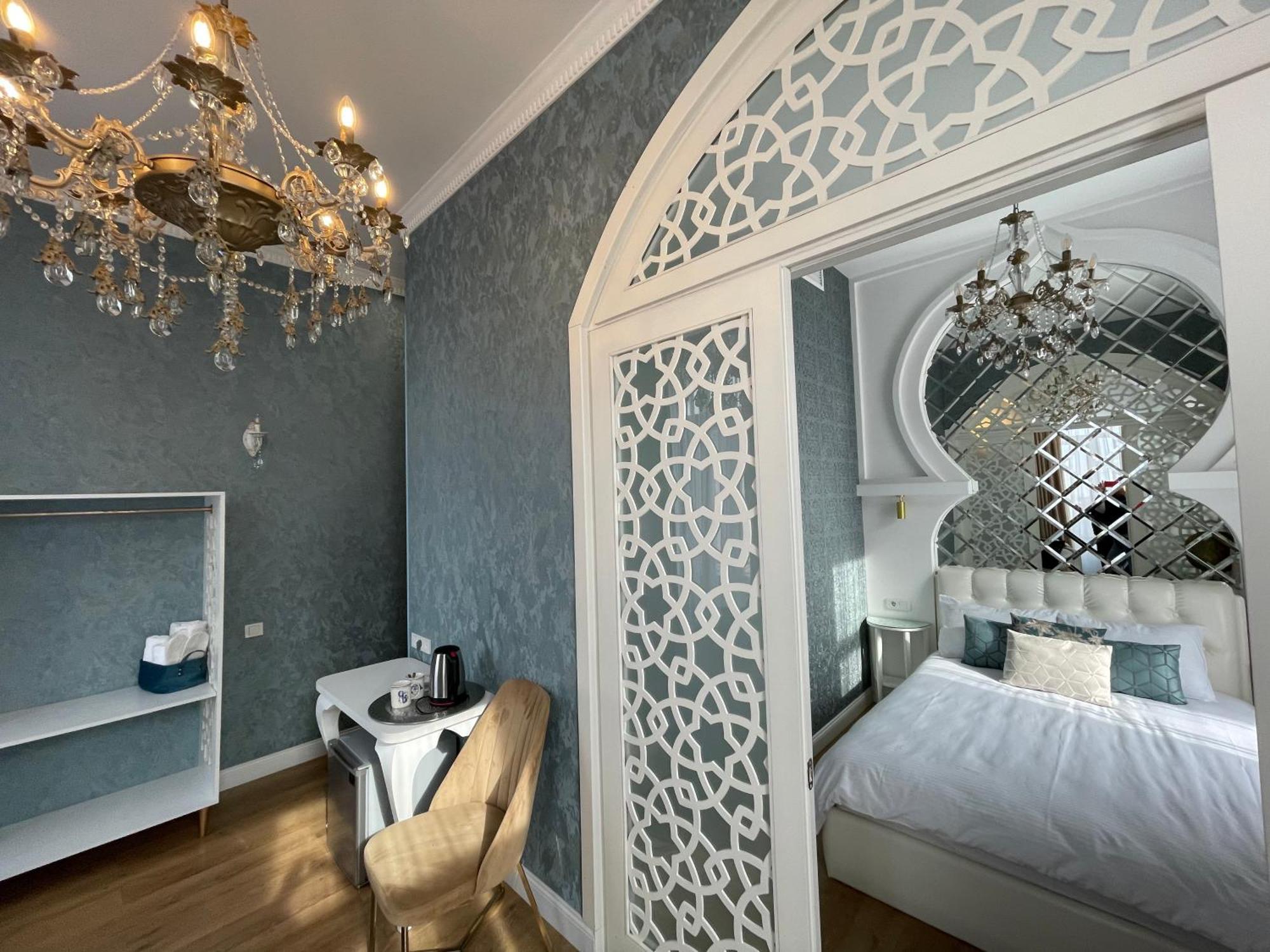 Rikhe Palace Boutique Hotel 第比利斯 外观 照片