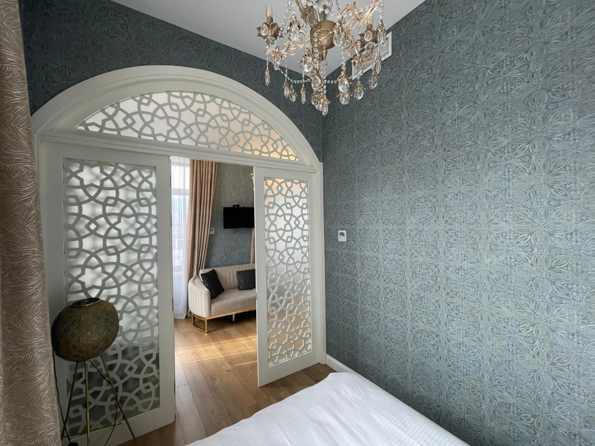 Rikhe Palace Boutique Hotel 第比利斯 外观 照片