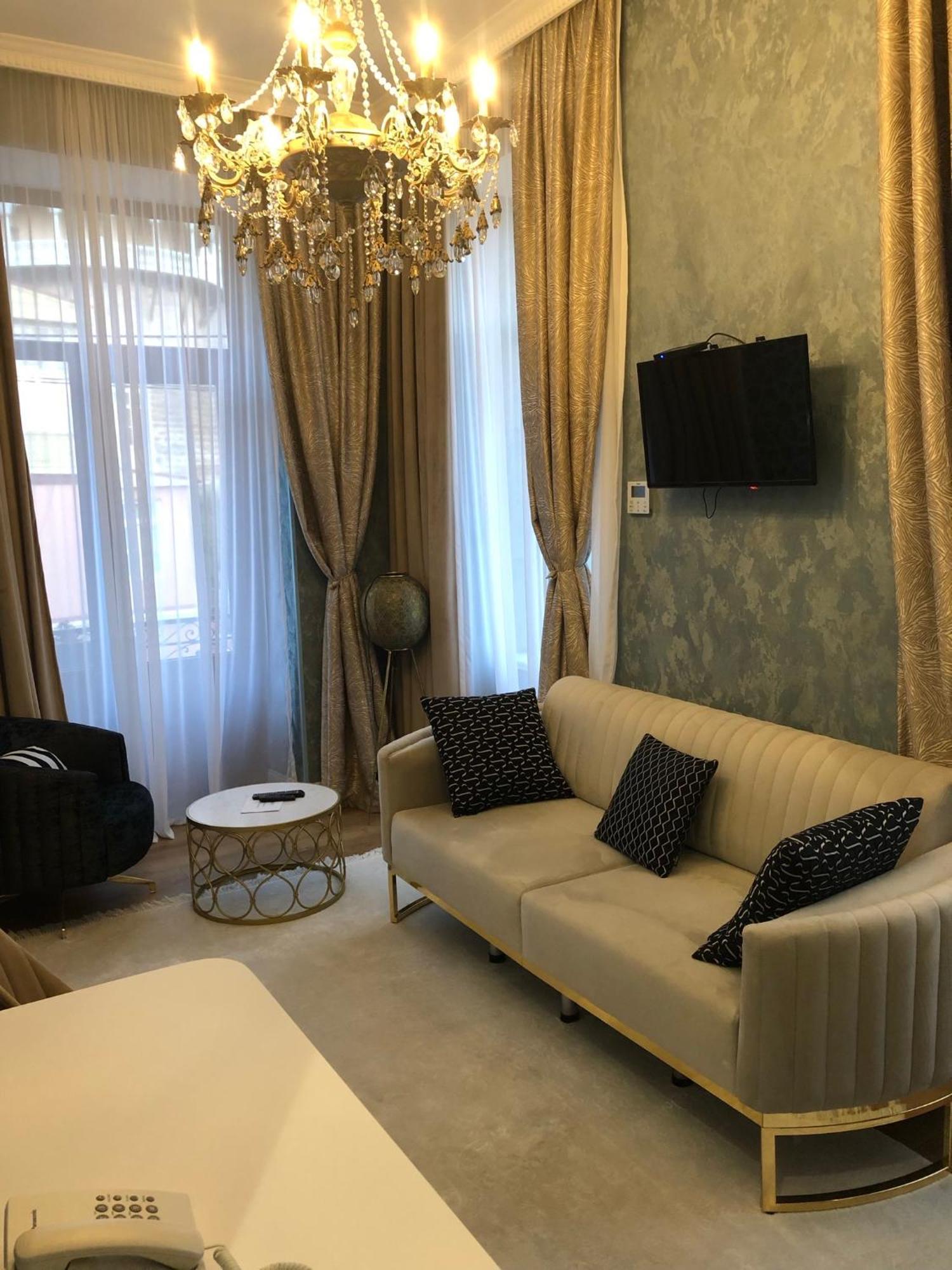 Rikhe Palace Boutique Hotel 第比利斯 外观 照片